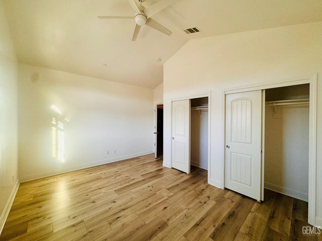 9506 Liberty Island Drive, Bakersfield, CA 93311