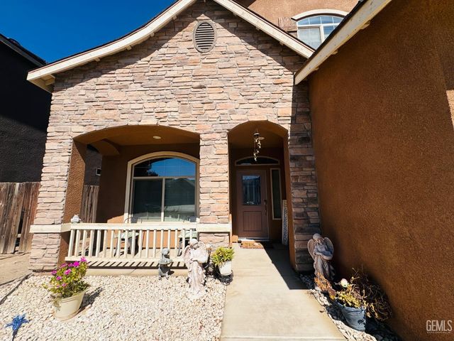 9506 Liberty Island Drive, Bakersfield, CA 93311