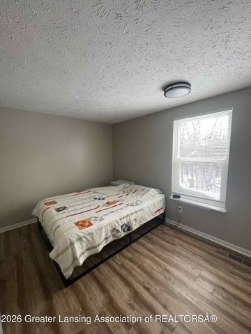 1743 Maisonette Drive, Lansing, MI 48911