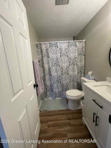 1743 Maisonette Drive, Lansing, MI 48911