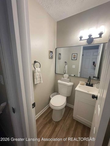 1743 Maisonette Drive, Lansing, MI 48911