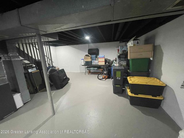 1743 Maisonette Drive, Lansing, MI 48911