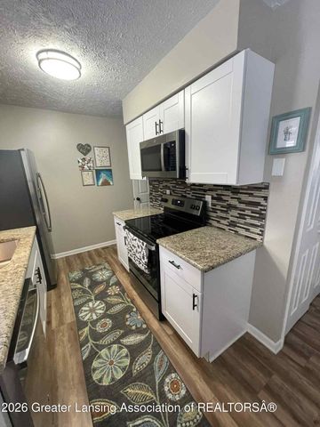 1743 Maisonette Drive, Lansing, MI 48911