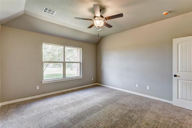 9944 SW 21st Street, Yukon, OK 73099