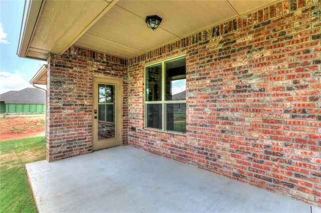 9944 SW 21st Street, Yukon, OK 73099