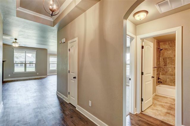 9944 SW 21st Street, Yukon, OK 73099