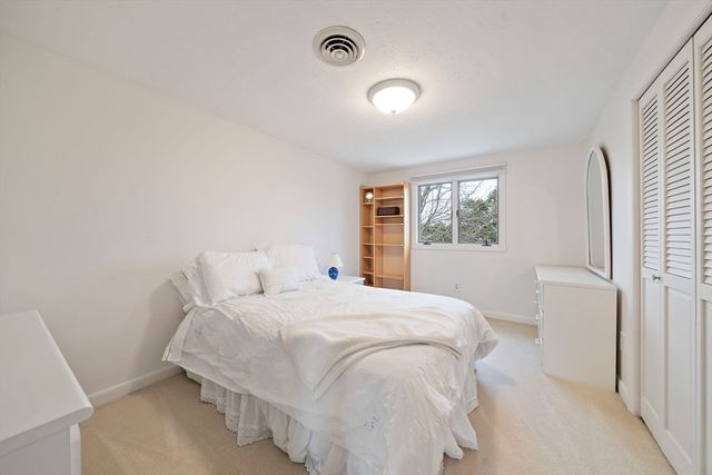 35 Linden Park Drive, Randolph, MA 02368