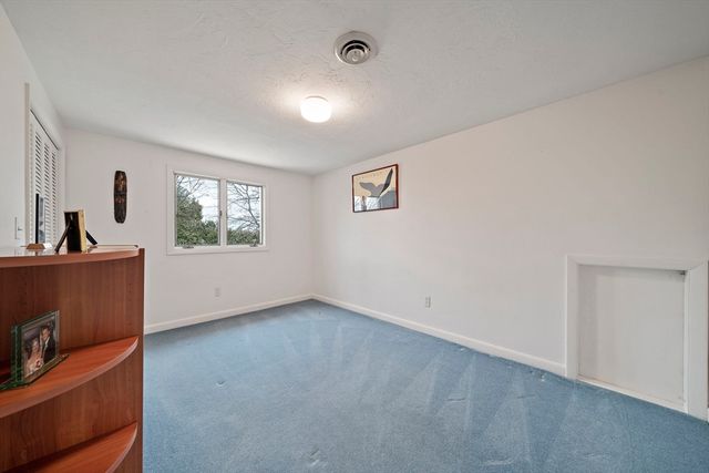 35 Linden Park Drive, Randolph, MA 02368