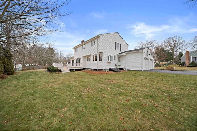 35 Linden Park Drive, Randolph, MA 02368