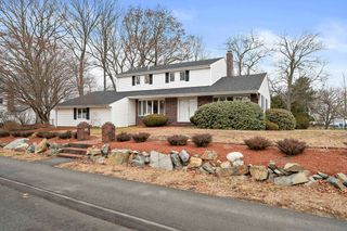 35 Linden Park Drive, Randolph, MA 02368
