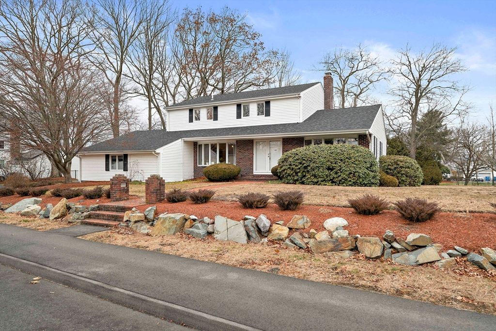 35 Linden Park Drive, Randolph, MA 02368