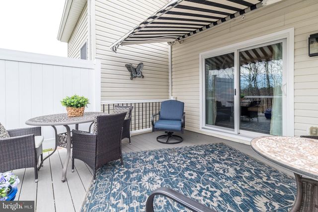 100 REAGAN DR, Sellersville, PA 18960