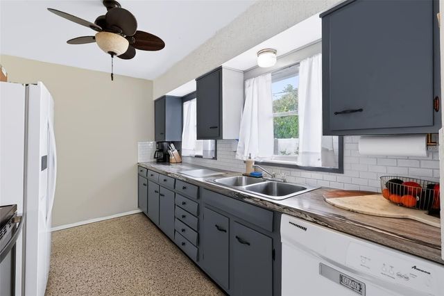 11365 81ST AVENUE, Seminole, FL 33772