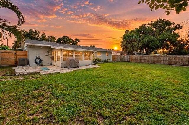 11365 81ST AVENUE, Seminole, FL 33772