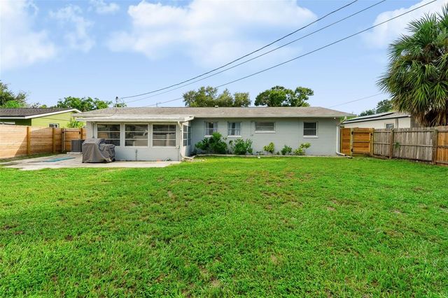 11365 81ST AVENUE, Seminole, FL 33772