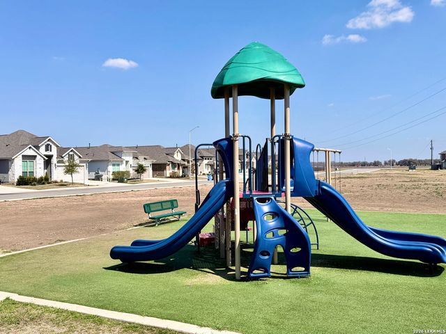 1920 Highland, Seguin, TX 78155