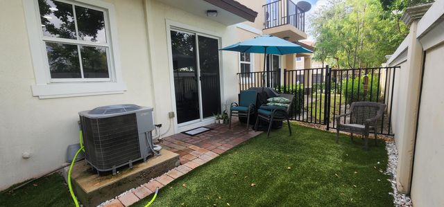 6960 Long Pine Circle, Coconut Creek, FL 33073