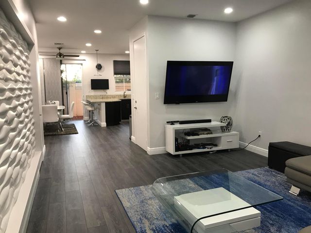 6960 Long Pine Circle, Coconut Creek, FL 33073