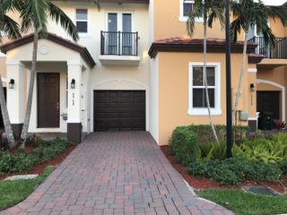 6960 Long Pine Circle, Coconut Creek, FL 33073
