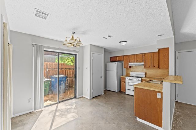6201 Berkett CV, Austin, TX 78745