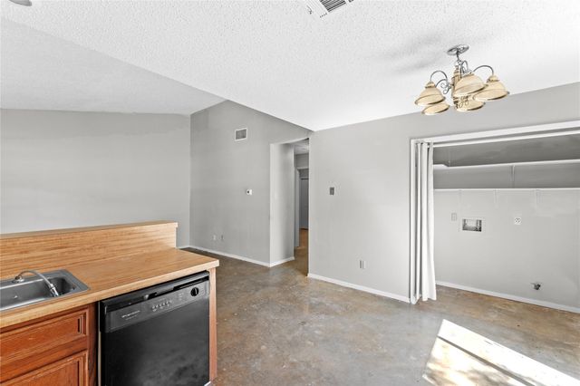 6201 Berkett CV, Austin, TX 78745