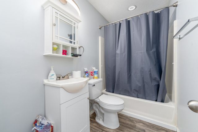 1323 S Main St, Wichita, KS 67213