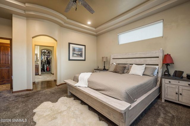 5677 Calle De Paradise, Las Cruces, NM 88011