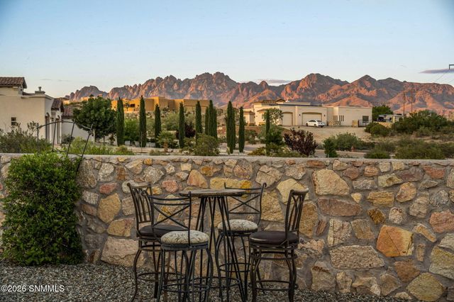 5677 Calle De Paradise, Las Cruces, NM 88011