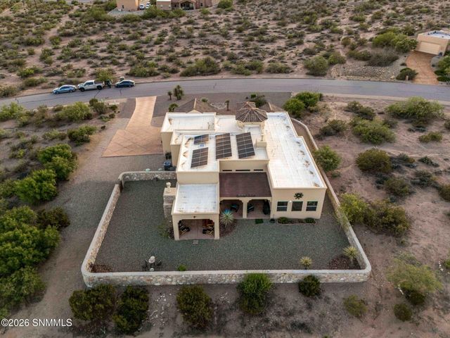 5677 Calle De Paradise, Las Cruces, NM 88011