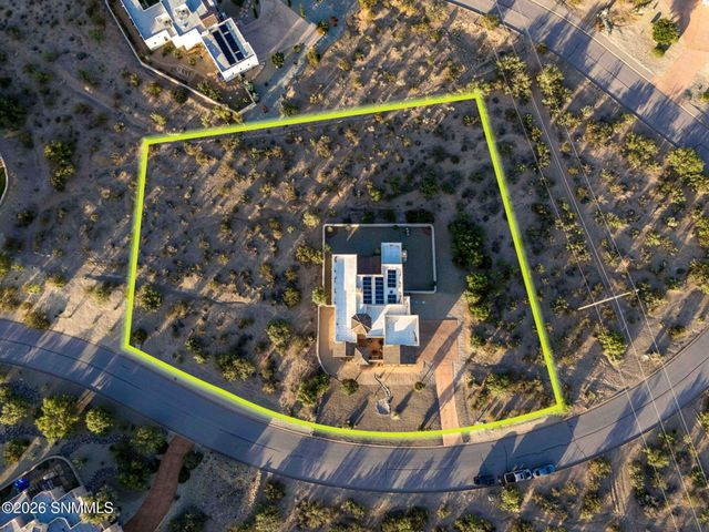 5677 Calle De Paradise, Las Cruces, NM 88011
