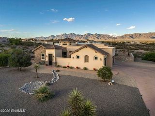 5677 Calle De Paradise, Las Cruces, NM 88011