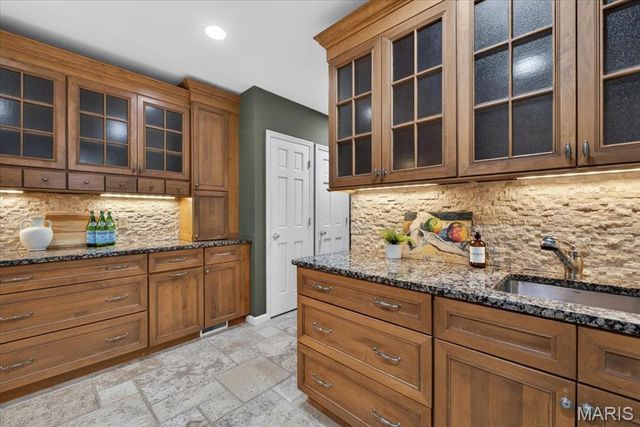 405 W Swon Avenue, Webster Groves, MO 63119