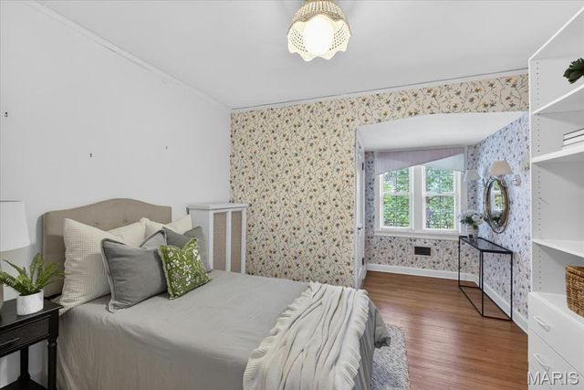 405 W Swon Avenue, Webster Groves, MO 63119