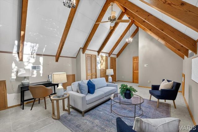 405 W Swon Avenue, Webster Groves, MO 63119
