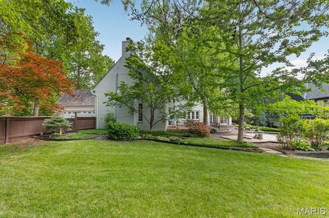405 W Swon Avenue, Webster Groves, MO 63119