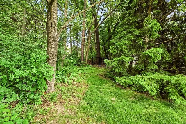 1163 Gruennert Court, Jefferson, WI 53549