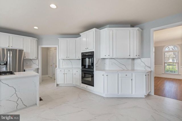 43915 KITTIWAKE DR, Leesburg, VA 20176