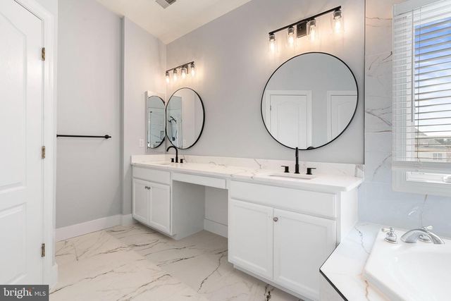 43915 KITTIWAKE DR, Leesburg, VA 20176