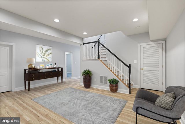 43915 KITTIWAKE DR, Leesburg, VA 20176