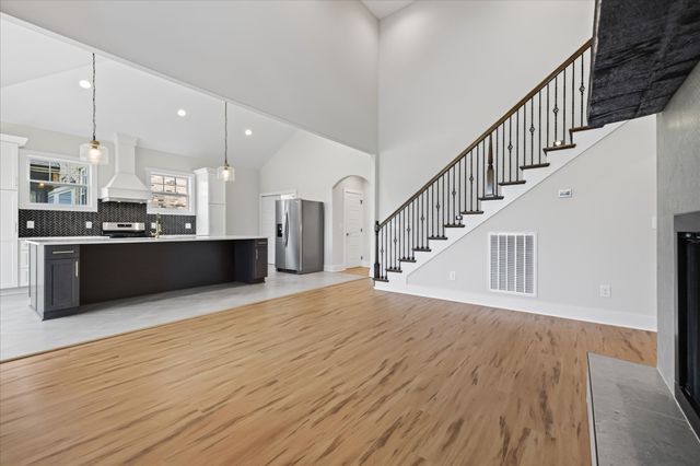 281 Bluebell Dr, Clarksville, TN 37043