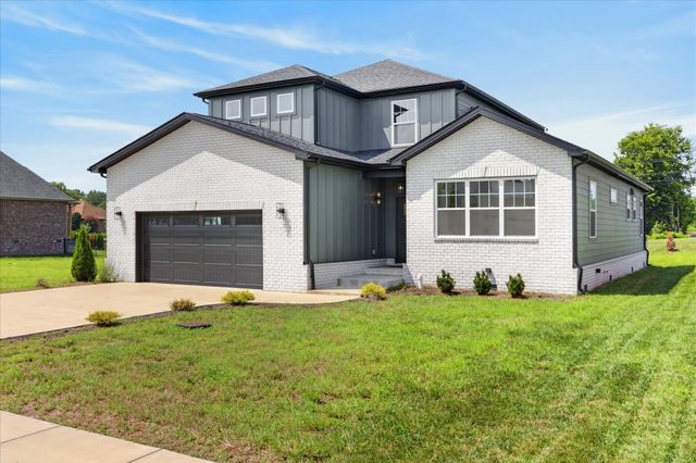281 Bluebell Dr, Clarksville, TN 37043
