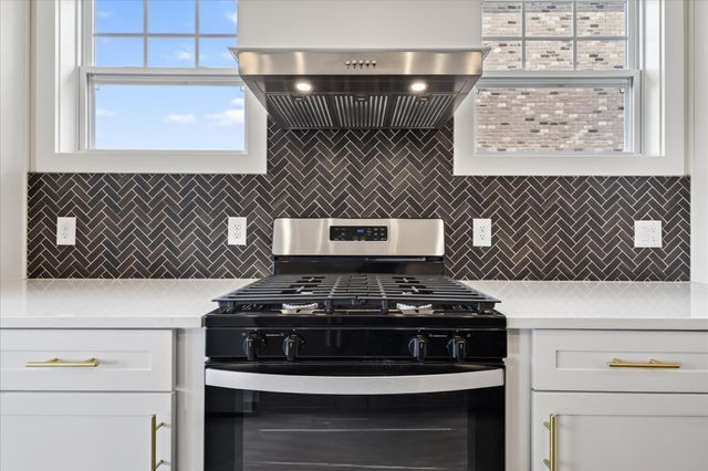 281 Bluebell Dr, Clarksville, TN 37043