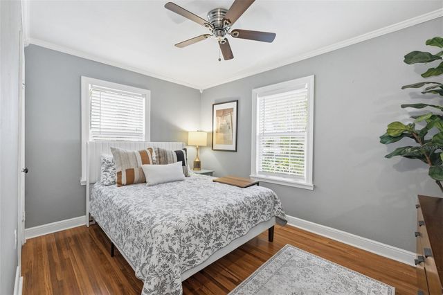 1423 E HENRY AVENUE, Tampa, FL 33604