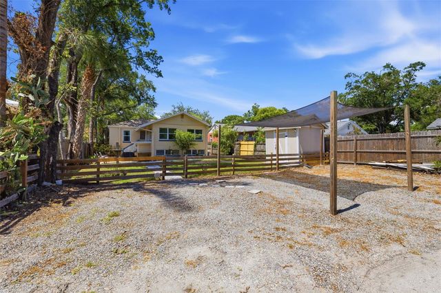 1423 E HENRY AVENUE, Tampa, FL 33604