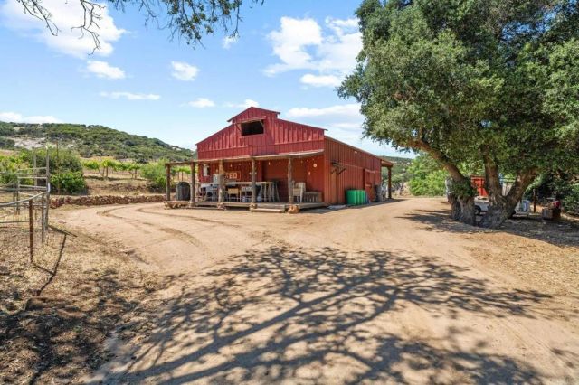 22002 Lyons Valley Road, Alpine, CA 91901