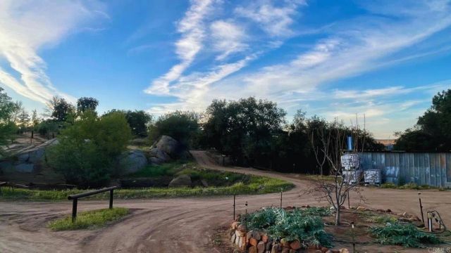 22002 Lyons Valley Road, Alpine, CA 91901