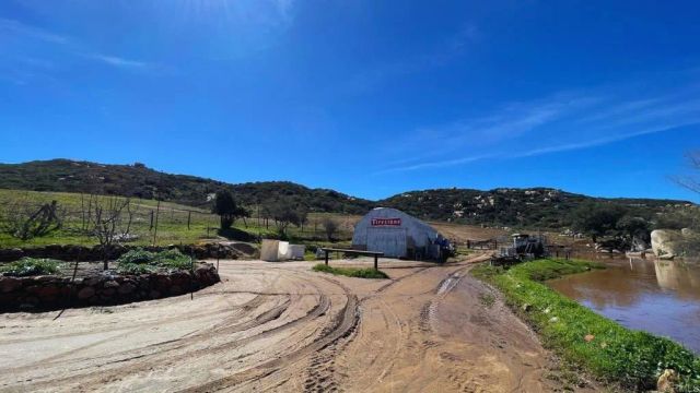 22002 Lyons Valley Road, Alpine, CA 91901