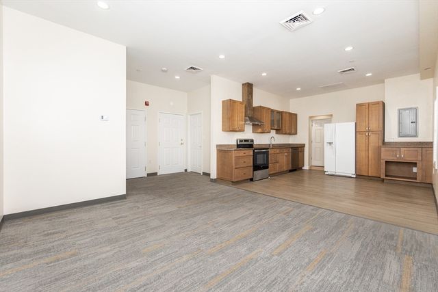 909 Hancock 2, Quincy, MA 02170