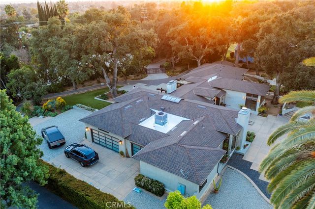 865 W Foothill, Arcadia, CA 91006