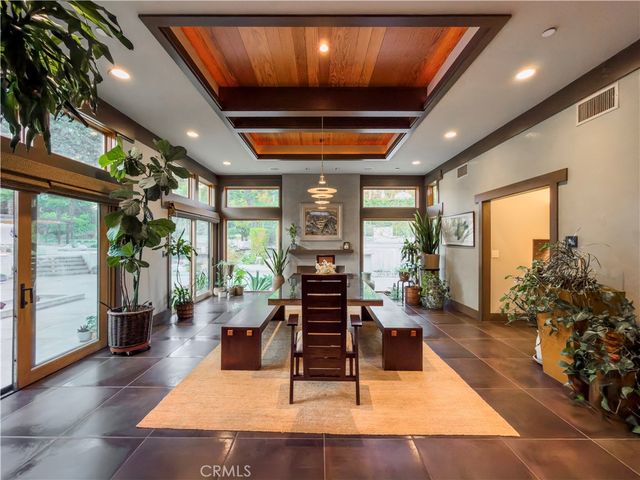 865 W Foothill, Arcadia, CA 91006